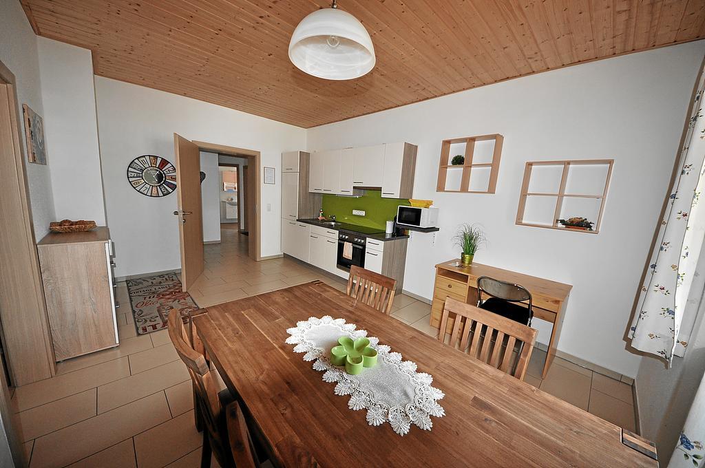 הלשטאדט Apartements Wallner מראה חיצוני תמונה